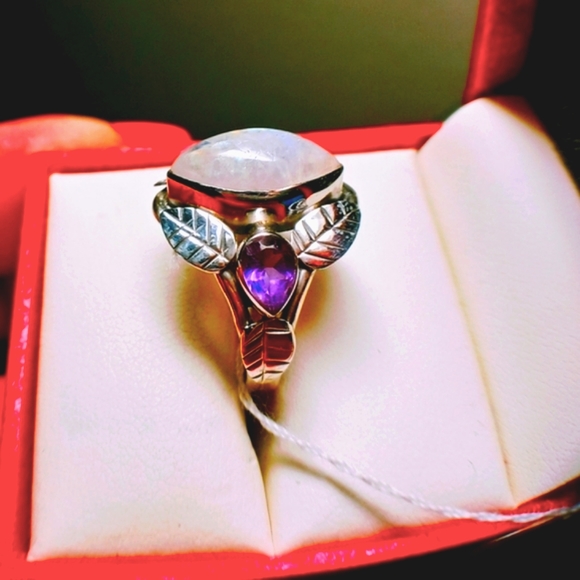 Moonstone & Amethyst Ring - Picture 4 of 4